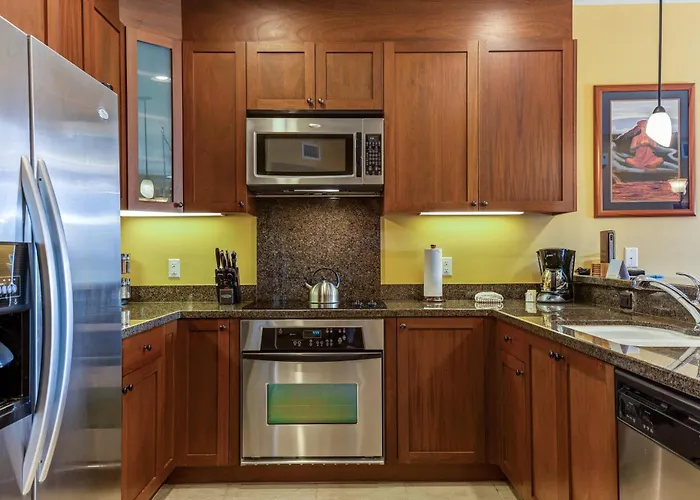 Castle Hali'I Kai At