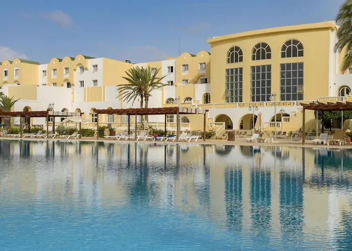 Djerba Castille- Couples And Families Aghīr