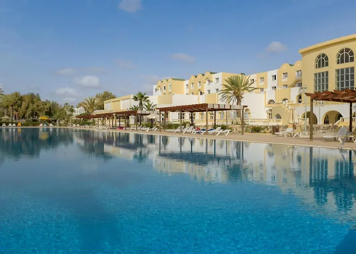 Djerba Castille- Couples And Families Aghīr