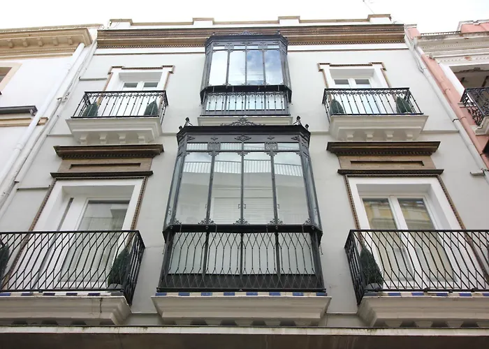 Las Atarazanas - Design Hostal