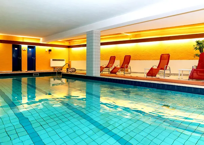 Hotel Meran Hallenbad&Sauna