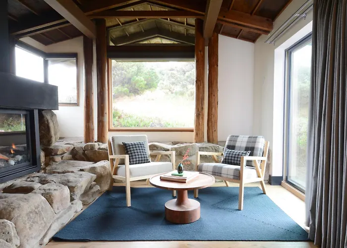 Timber Cove Resort