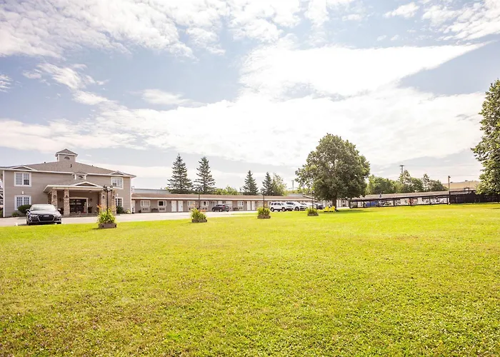 Canadas Best Value Inn & Suites-Charlottetown
