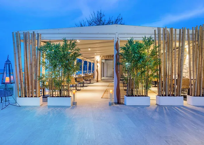 Ammon Zeus Luxury Beach Hotel