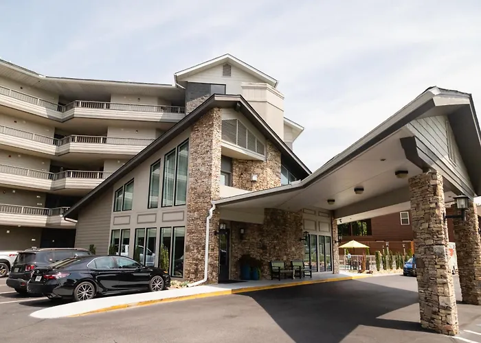 Twin Mountain Inn & Suites