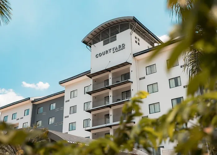 Courtyard By Marriott