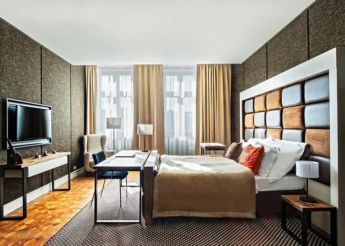 Hotel Bristol Tradition And Luxury