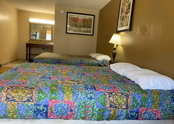 Deluxe Inn