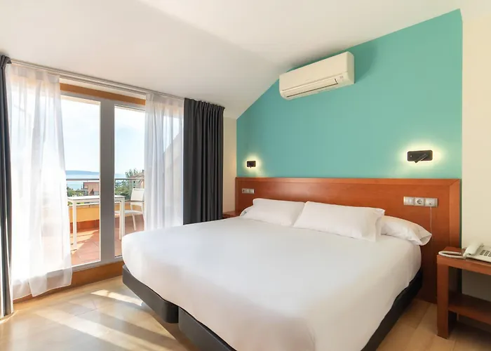 Hotel Playa Langosteira by Adeloló