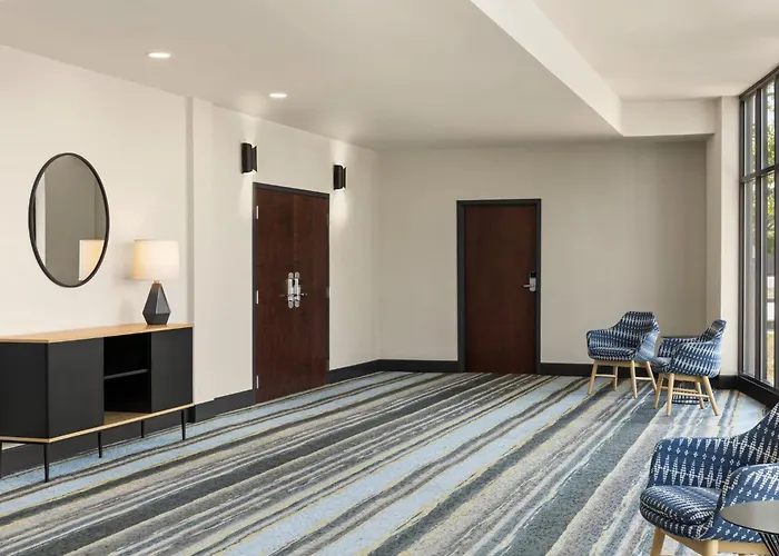 Holiday Inn Columbus-Hilliard By Ihg New Rome