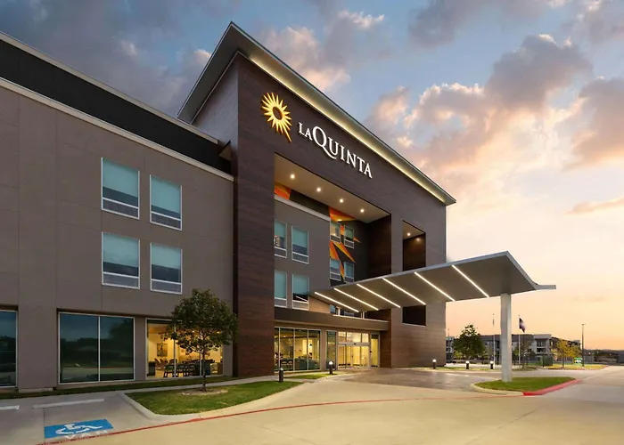 La Quinta Inn & Suites By Wyndham Austin Parmer Tech Ridge
