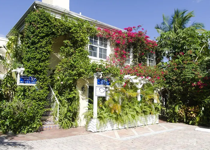 The Caribbean Court Boutique Hotel