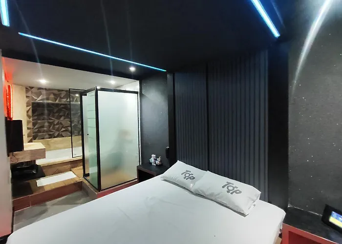 Top Motel