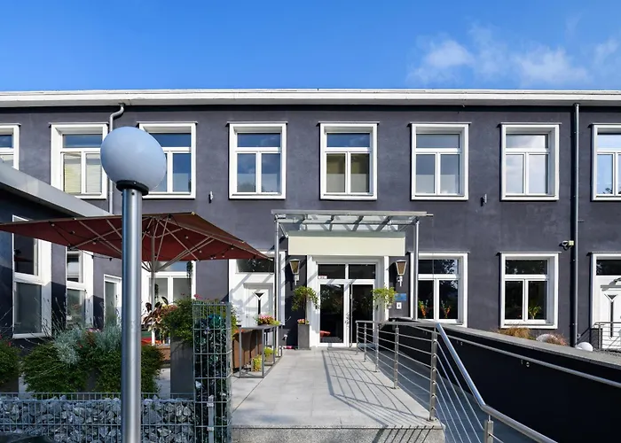 Sleepinroomz Boutique Hotel