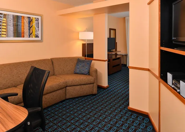 Fairfield Inn & Suites Cleveland Avon