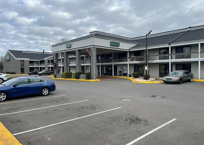 Brookwood Inn - Extended Stay