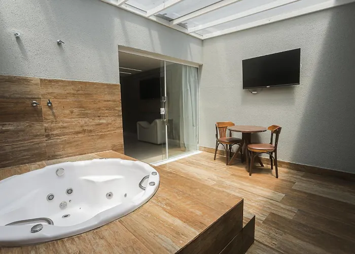 Motel Caricia (Adults Only)