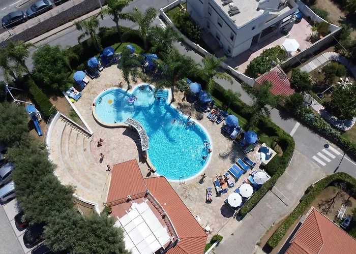 Residence Hotel La Taverna