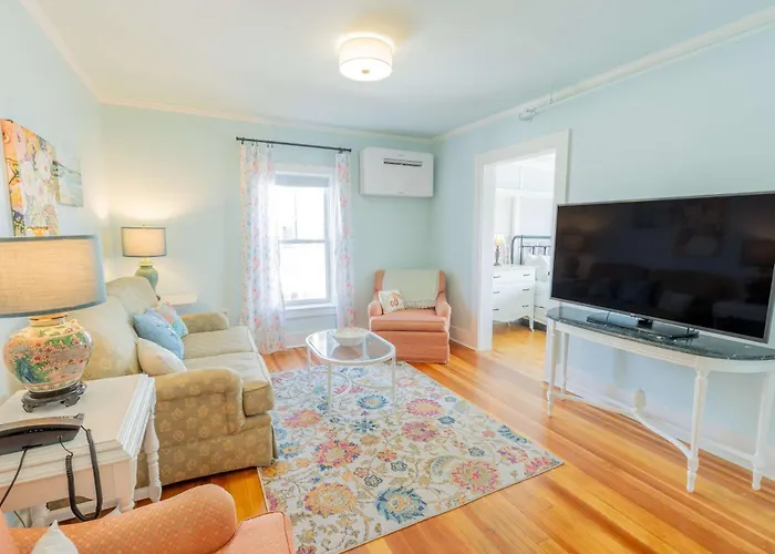 Ocean House Boutique Hotel & Motel