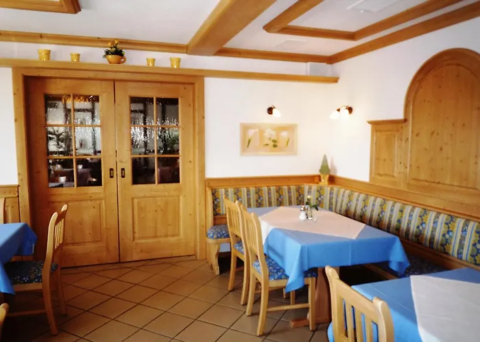 Hotel Drei Kronen Burgkunstadt