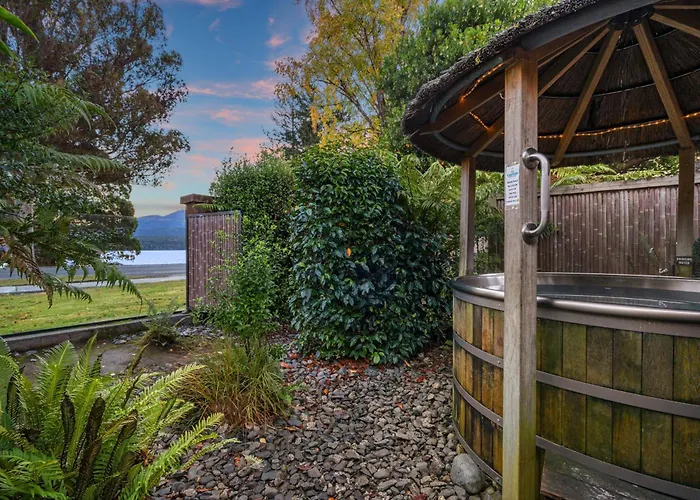 Tasman Holiday Parks - Te Anau