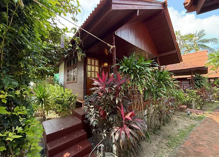 Bangrak Pier Bungalow