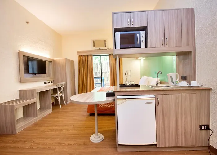 Microtel By Wyndham Boracay Balabag 