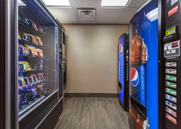 Comfort Inn & Suites Avera Southwest