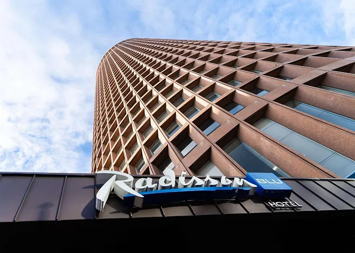 Radisson Blu ,