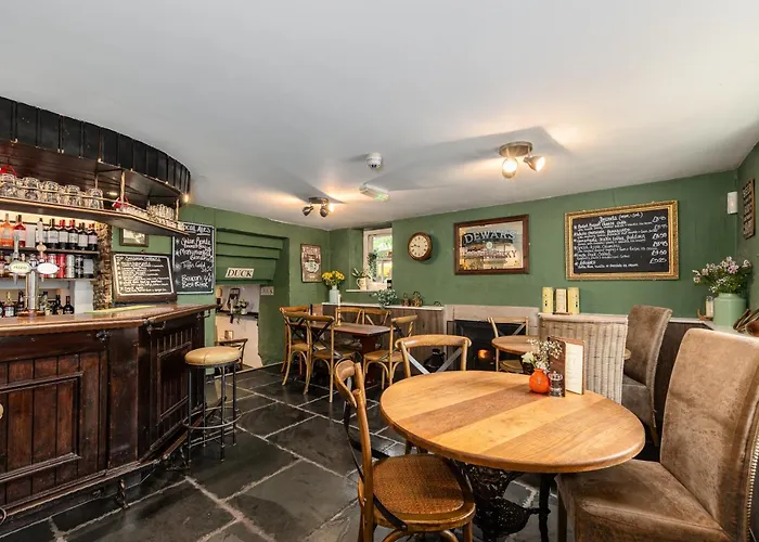 The Hare And Hounds, Levens