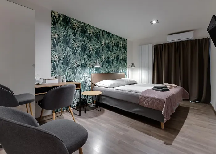 Vv Hotel & Apartments