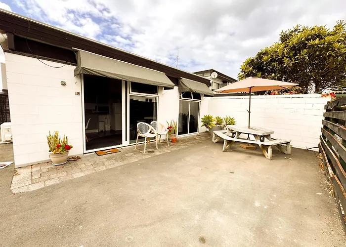 Waikanae Beach Motel