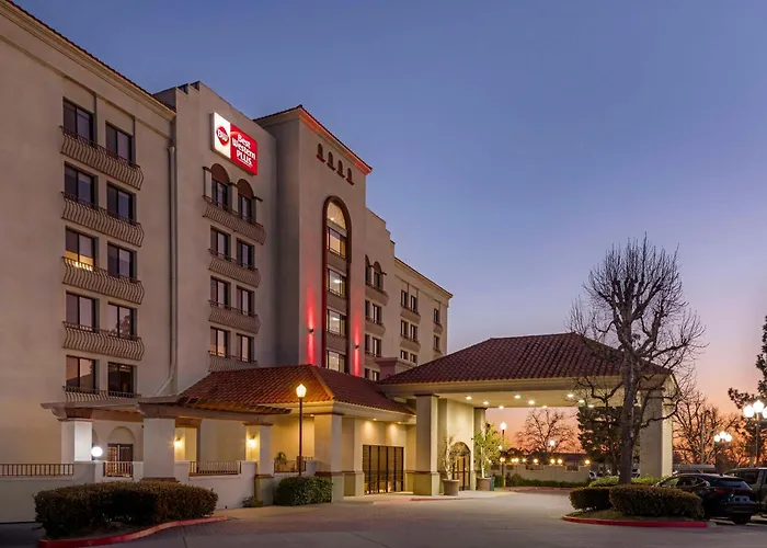 Best Western Plus Heritage Inn Ontario