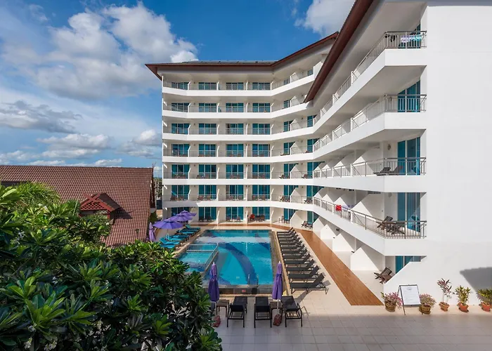 Pinnacle Grand Jomtien Resort&Beach Club - SHA Extra Plus Na Chom Thian