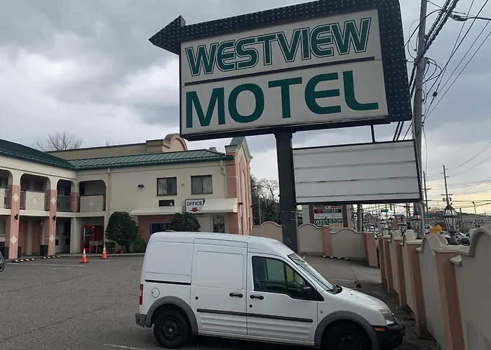 Westview Motel