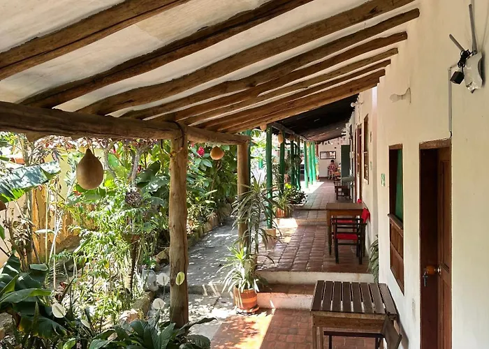 Mi Ranchito, Centro