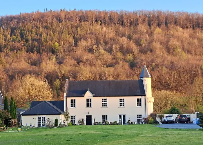 Glangwili Mansion - Luxury 5 Star Bed & Breakfast