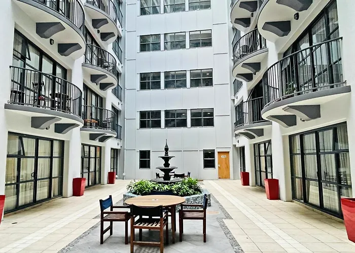 Quest Atrium Apartment Hotel
