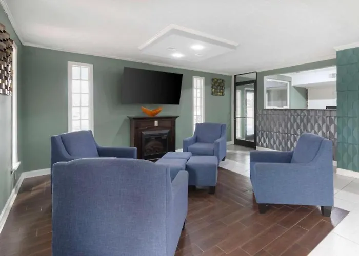 Downtown Inn & Studio Suites