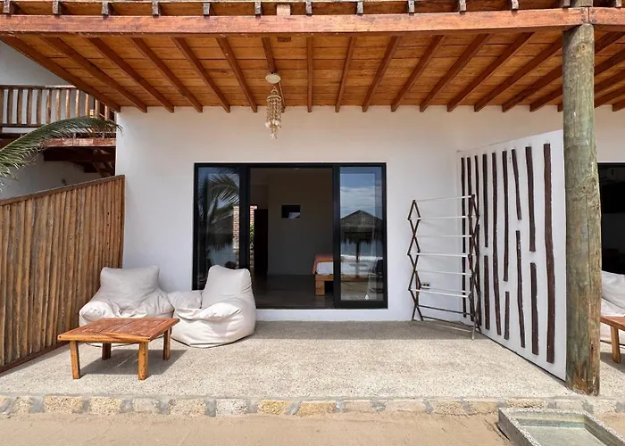 Baja Canoas Hotel