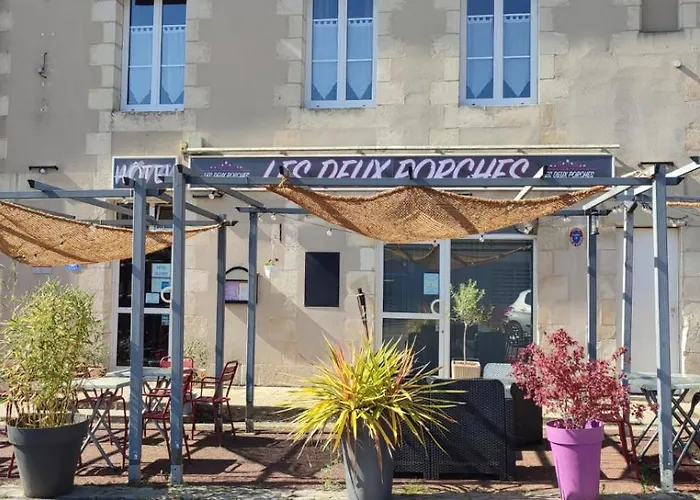 Hôtel Les Deux Porches