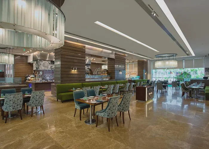 Kochi Hotels for Romantic Getaway