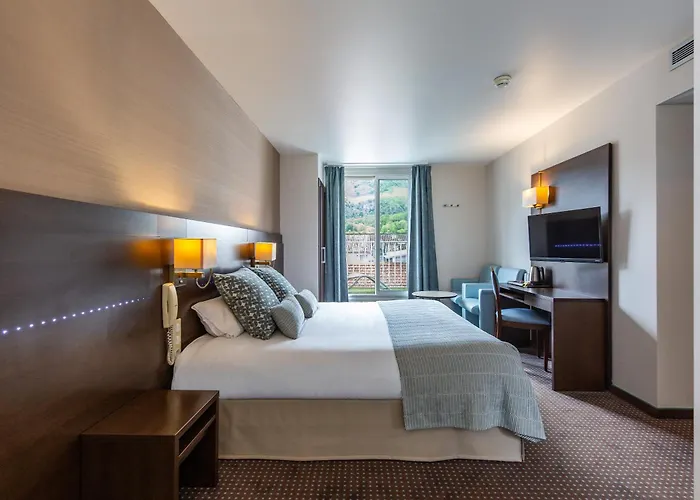Hôtel Helgon - Lourdes Pyrénées
