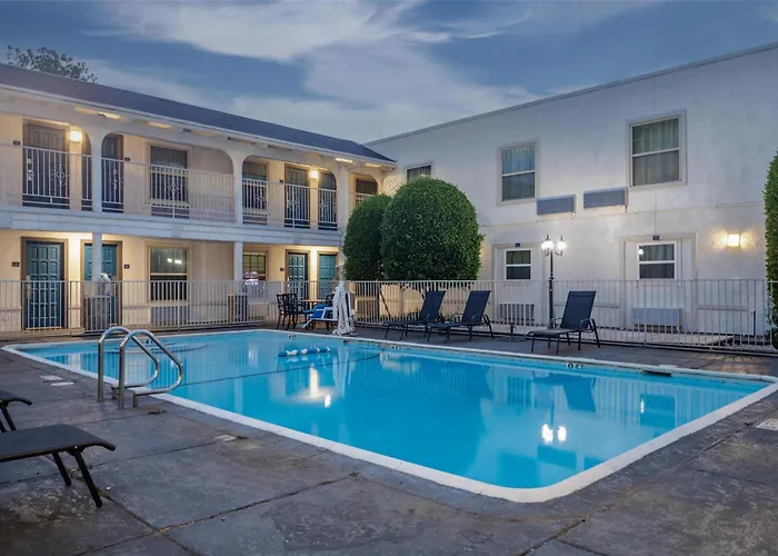 Motel 6 Dallas Tx Downtown