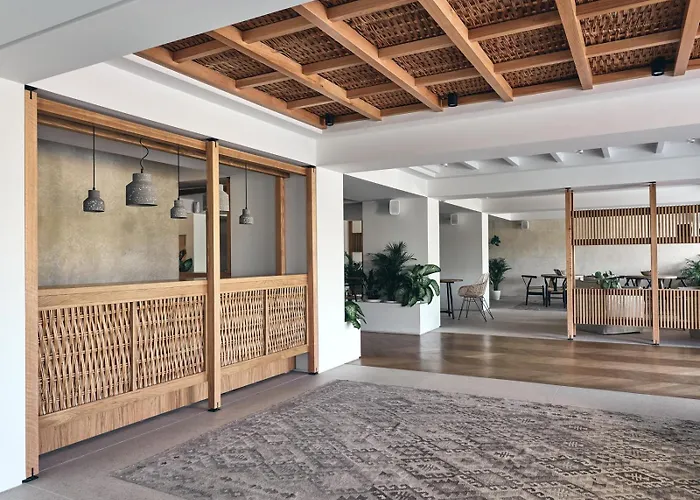 Aqua Bay Suites