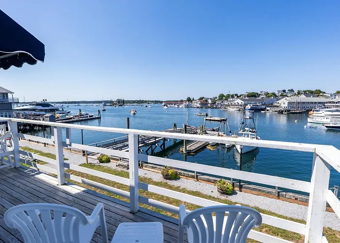 Boothbay Harbor Inn