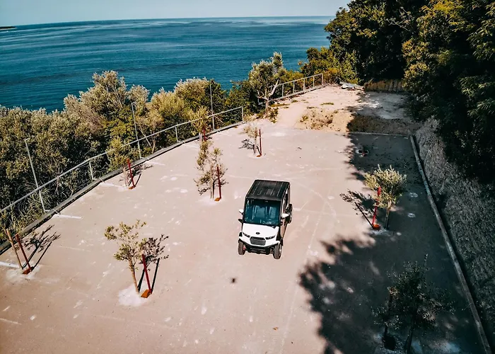 Second Life In Piran - Hotel Zala Piran With Private Parking And Shuttle Service