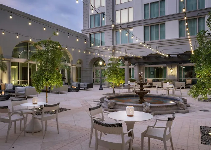Renaissance Tampa International Plaza Hotel