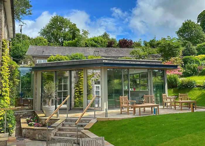 Pen-Y-Dyffryn Country Hotel