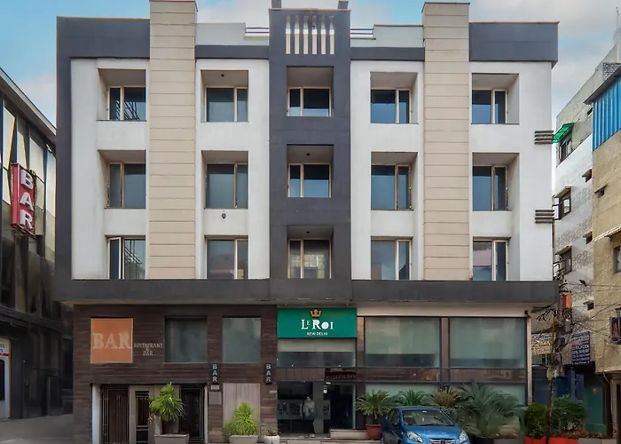 Hotel Le Roi Near New Delhi Railway Station
